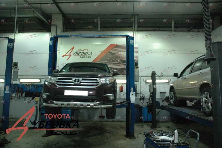 Toyota Highlander - Обслуживание тормозной системы передней оси
