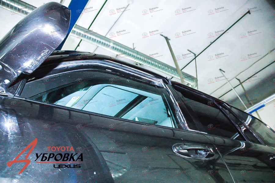 Толщина стекла водительской двери Toyota Land Cruiser 100