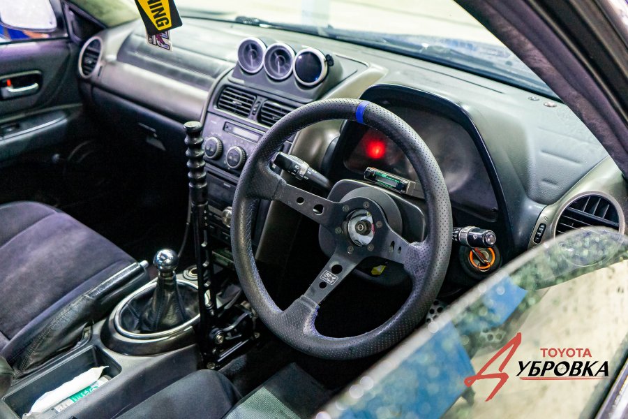 Машина выходного дня владельца TLC 200. Подготовленная Toyota Altezza 1 JZ GTE для профессионального автоспорта - фото 3