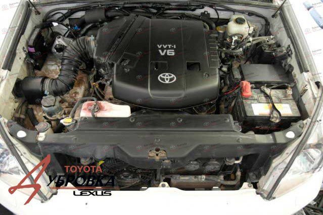 4 литровый бензиновый двишатель V6 Toyota Land Cruiser Prado 120