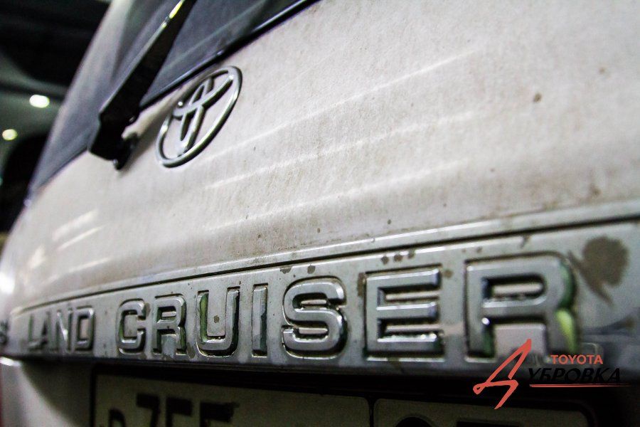 Техническое обслуживание внедорожника Toyota Land Cruiser 100 - фото 2