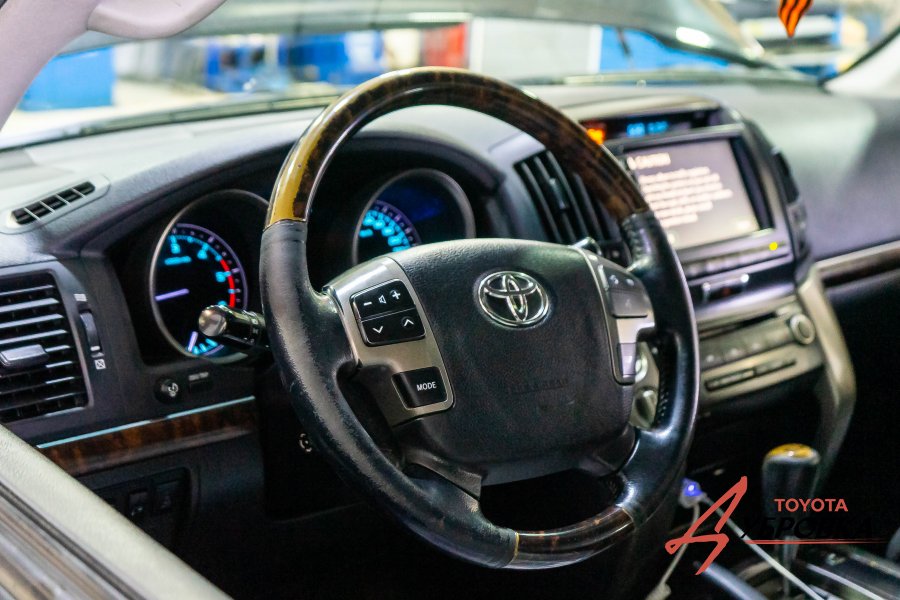 Toyota Land Cruiser 200 Залили полный бак бензина вместо дизеля. Очередное ТО - фото 24
