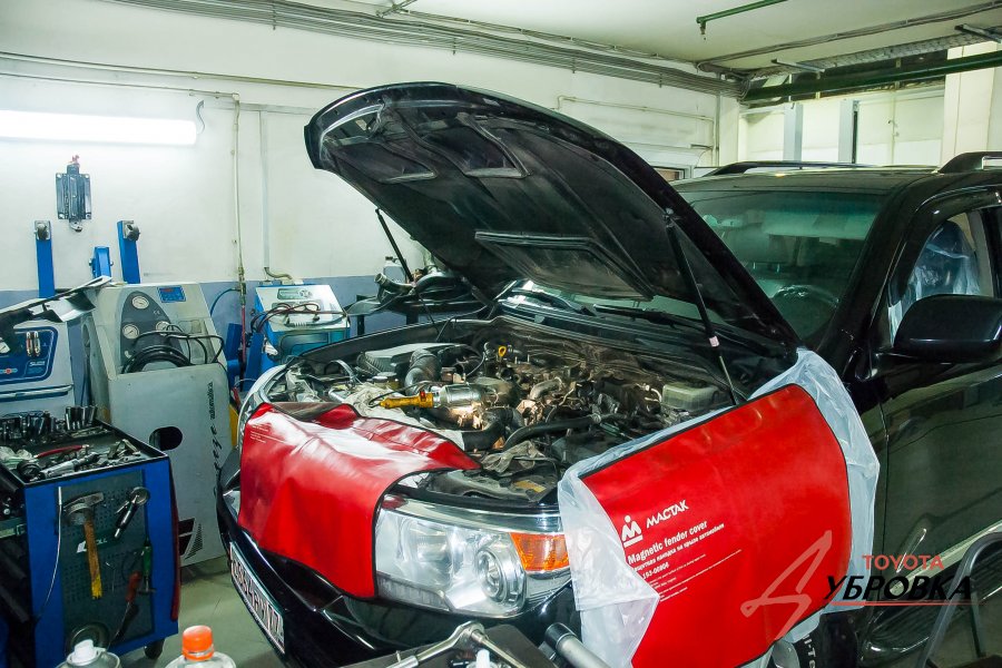 Замена топливных форсунок Toyota Land Cruiser 200 дизель 1 VD FTV - фото 10