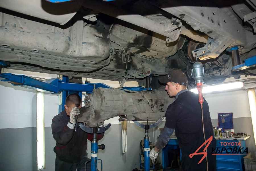 Замена заднего сальника коленчатого вала Toyota Land Cruiser Prado 150 Дизель - фото 18