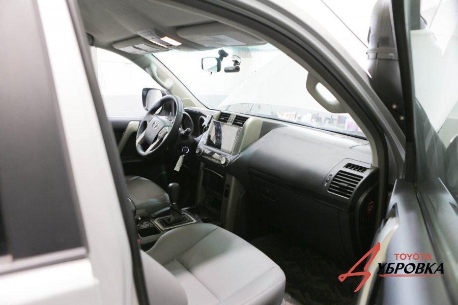 Знакомьтесь: Toyota Land Cruiser Prado 150 – полностью готов для езды по бездорожью! - фото 22