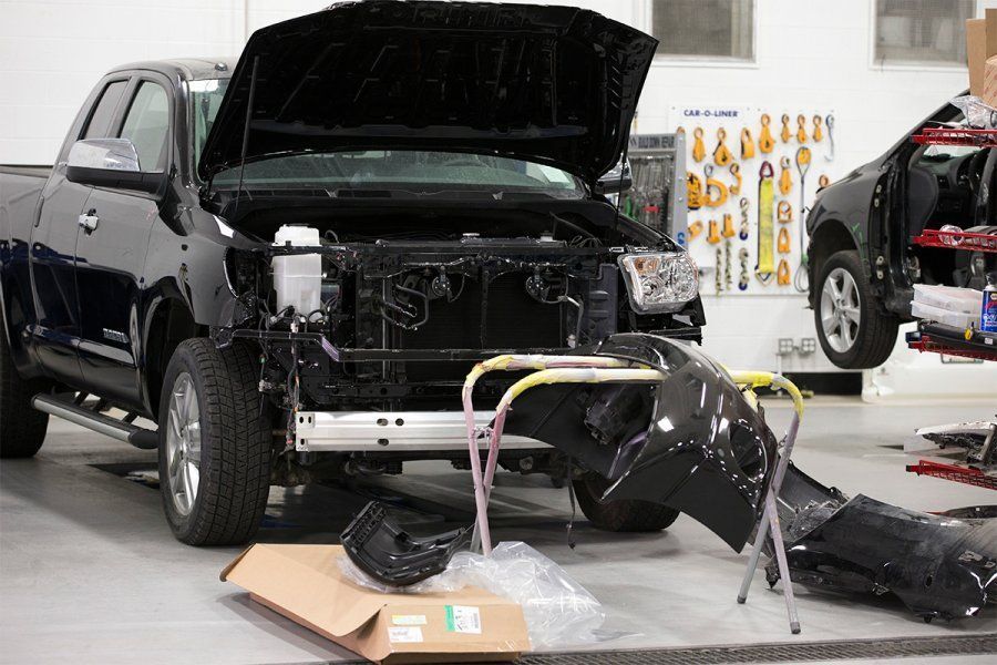 Кузовной ремонт Toyota Land Cruiser 200